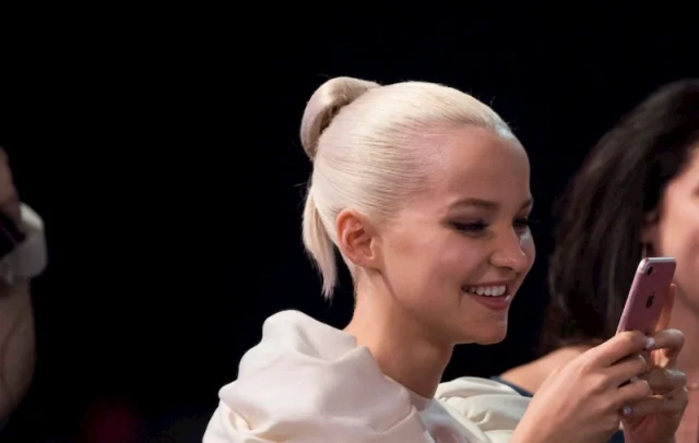 dove cameron teeth in 2017 dove cameron teeth in 2017