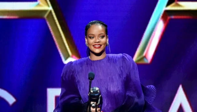 rihanna teet in 2020