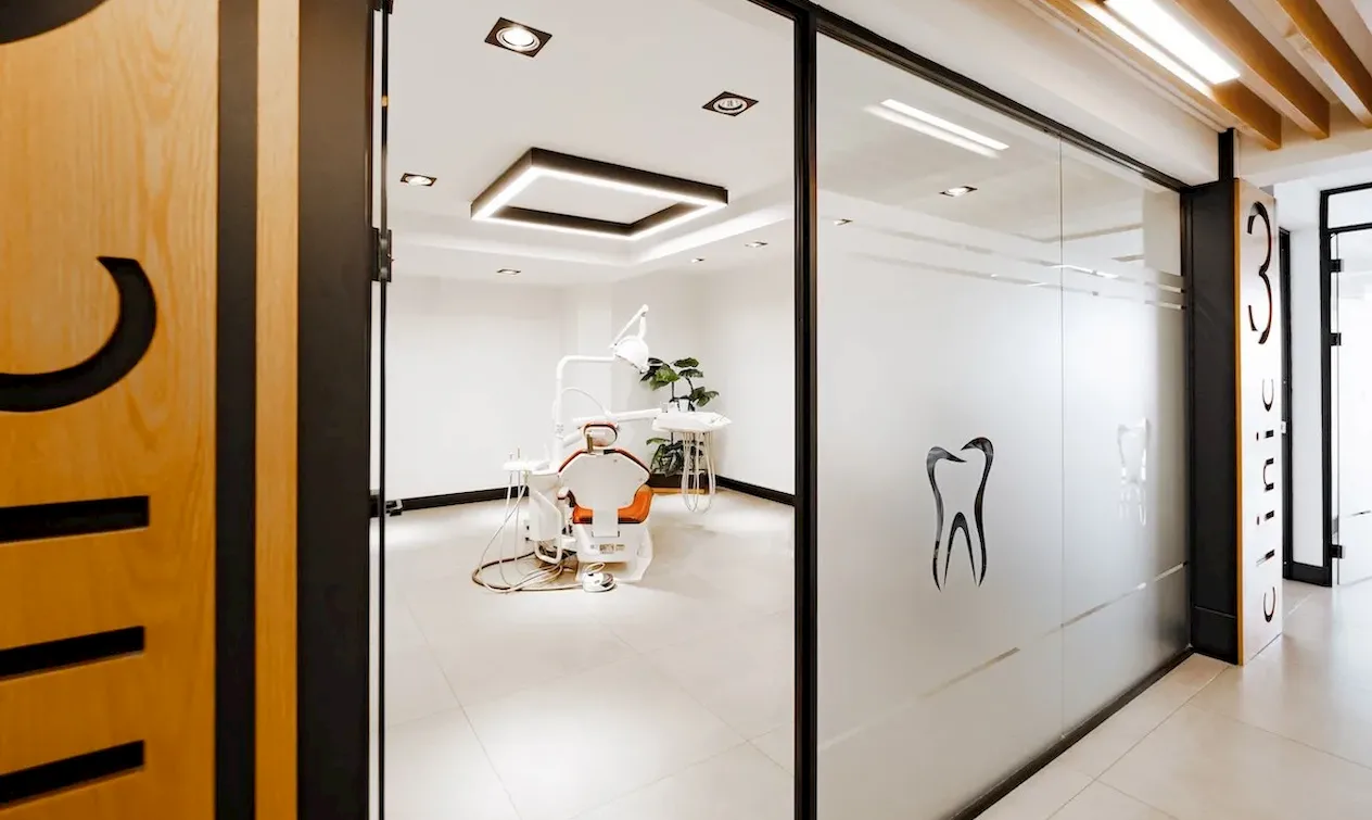 westdent clinic4
