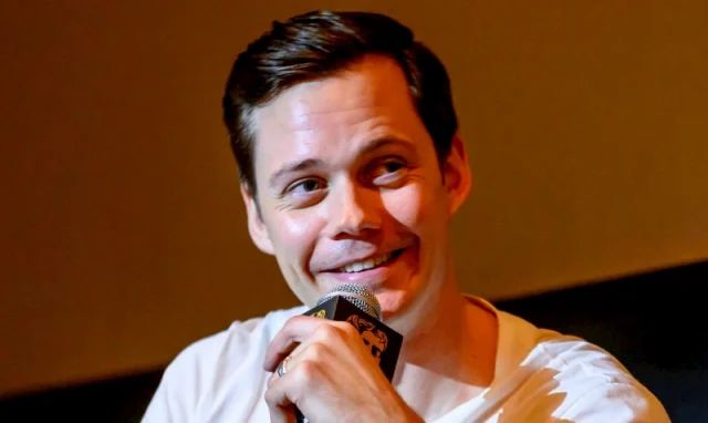 bill skarsgard teeth in 2024
