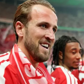 Harry Kane Teeth Before and After: Smile Transformation harry kane hollywood smile
