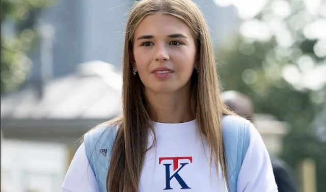 kai trump teeth in 2020