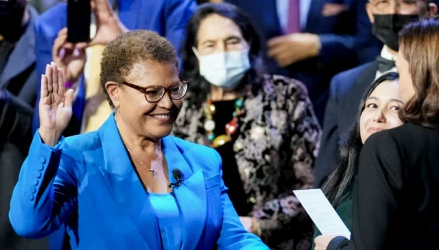 karen bass teeth in 2022