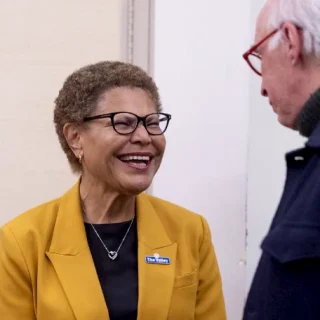 karen bass teeth in 2026