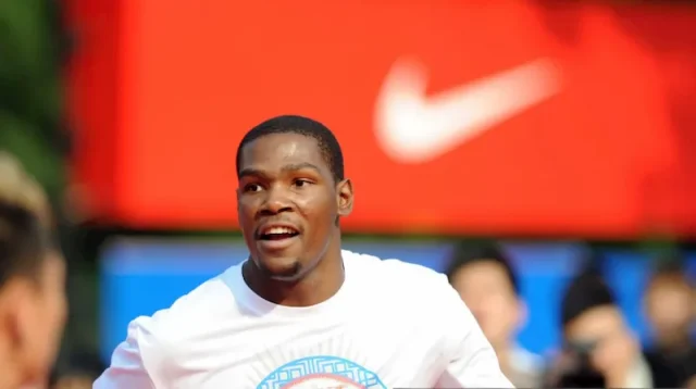 kevin durant teeth in 2010