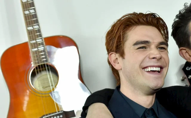 kj apa teeth in 2020 kj apa teeth in 2020
