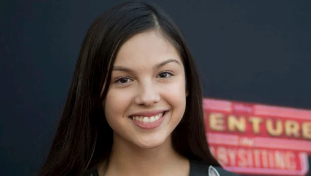 olivia rodrigo teeth in 2016 olivia rodrigo teeth in 2016