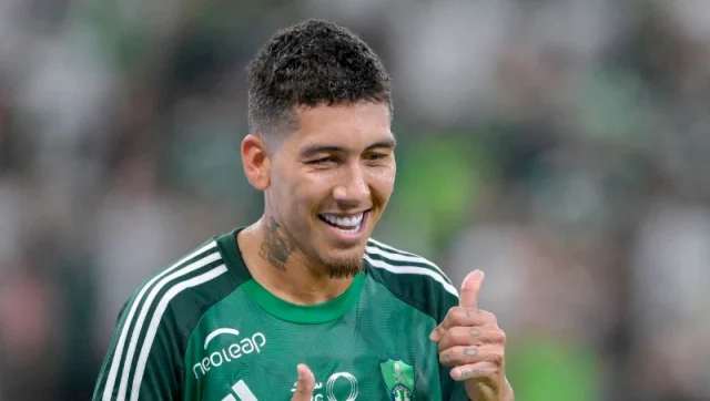 roberto firmino hollywood smile