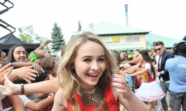 sabrina carpenter teeth in 2015 sabrina carpenter teeth in 2015