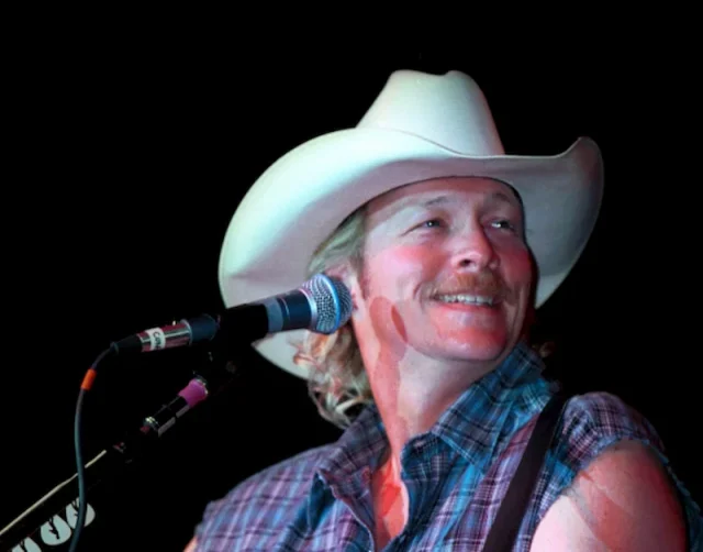 alan jackson teeth in 2000