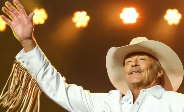 alan jackson teeth in 2020