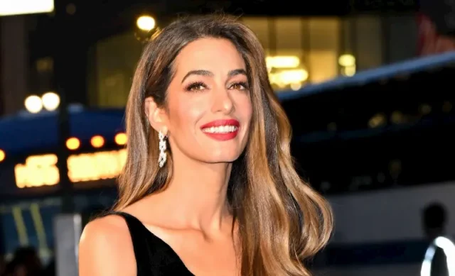 amal clooney hollywood smile