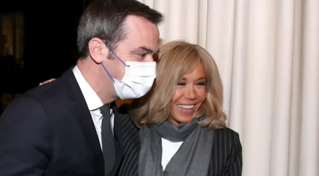 brigitte macron teeth in 2020 brigitte macron teeth in 2020