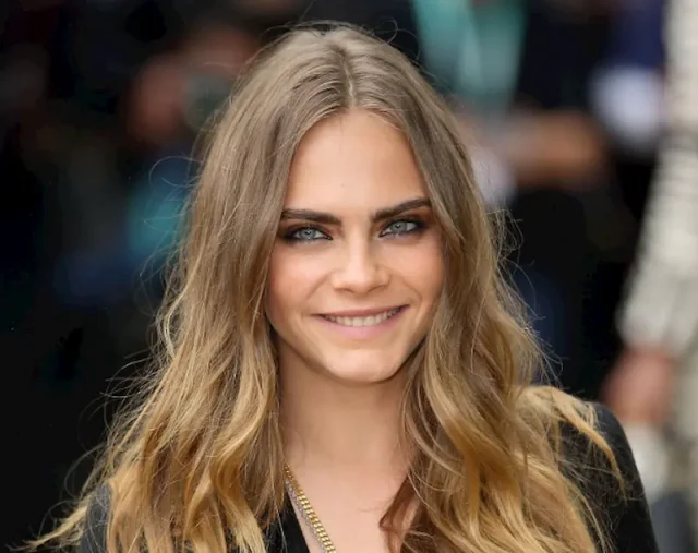 cara delevingne teeth in 2015