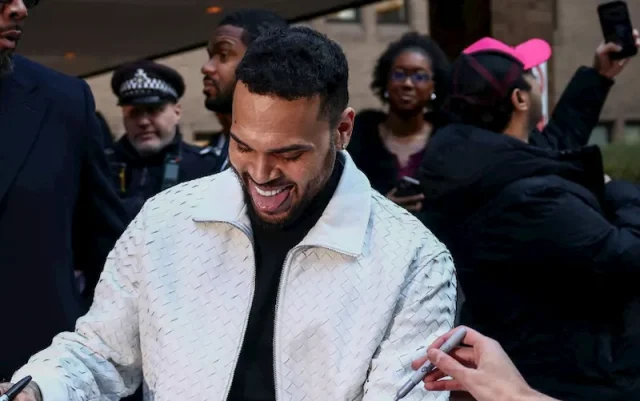 chris brown teeth in 2026 chris brown teeth in 2026
