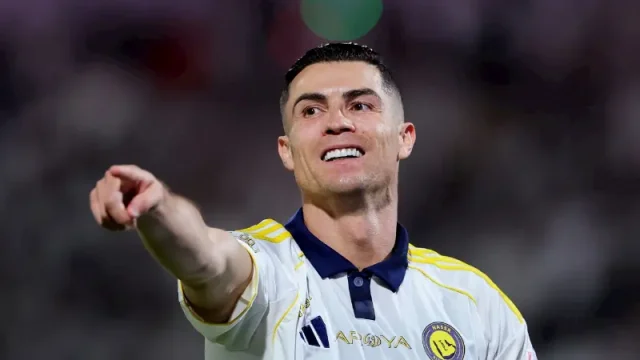 cristiano ronaldo hollywood smile