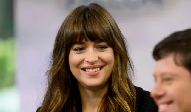 dakota johnson teeth in 2020 dakota johnson teeth in 2020