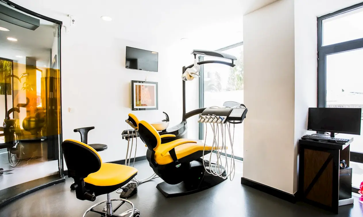 dentomega dental clinic1