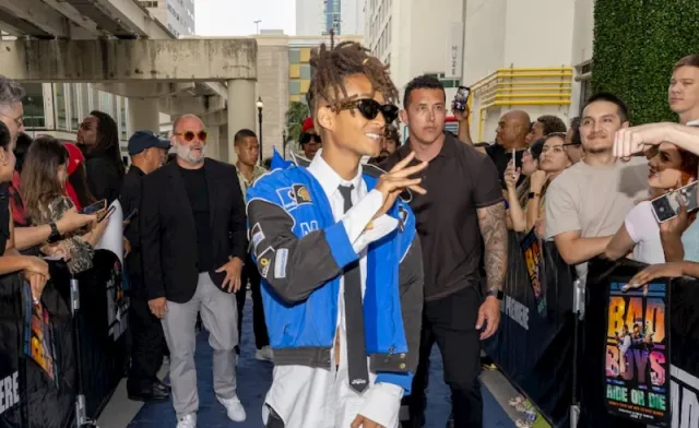 jaden smith teeth in 2024 jaden smith teeth in 2024