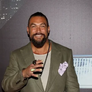 Jason Momoa Teeth Before and After: Aquaman's Upgrade jason momoa teeth in 2023