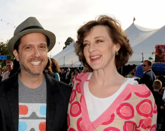joan cusack teeth in 2010
