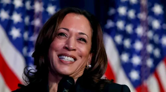 kamala harris hollywood smile kamala harris hollywood smile