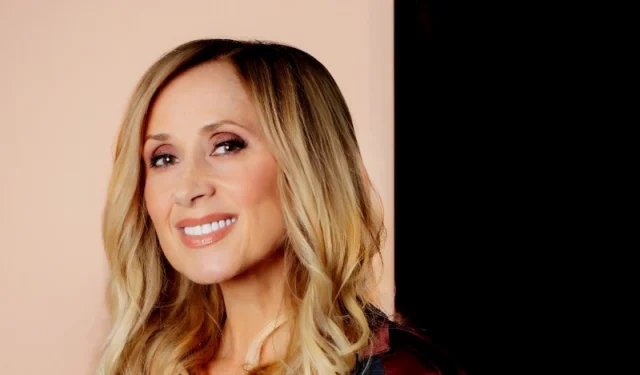 lara fabian hollywood smile