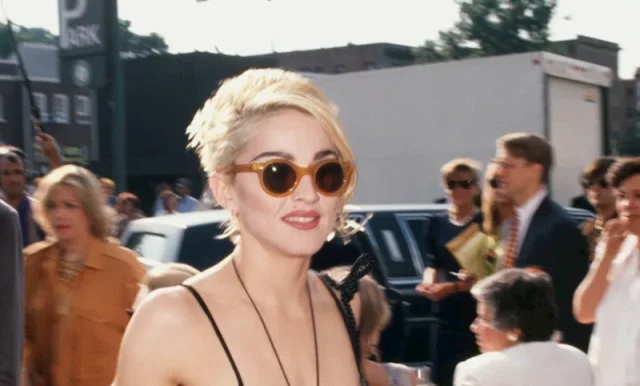 madonna teeth in 1990 madonna teeth in 1990