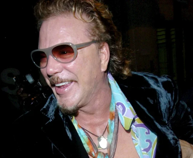 mickey rourke teeth in 2005