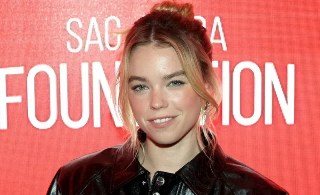 milly alcock hollywood smile