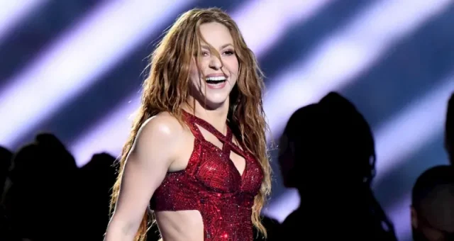shakira teeth in 2020 shakira teeth in 2020