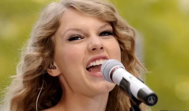 taylor swift teeth in 2010 taylor swift teeth in 2010