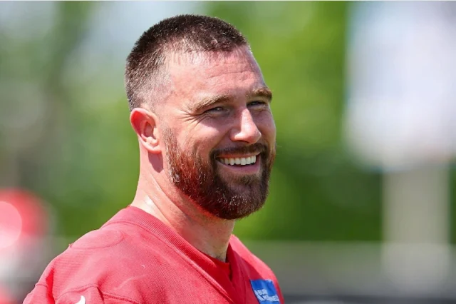 travis kelce hollywood smile travis kelce hollywood smile