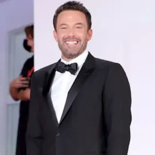 ben affleck hollywood smile