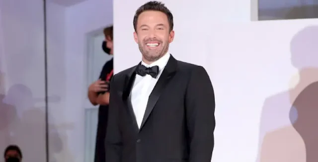ben affleck hollywood smile