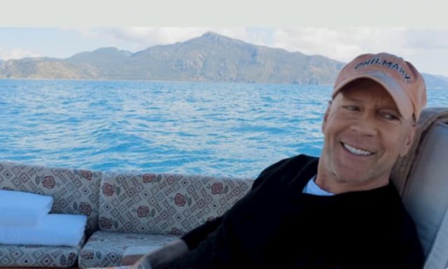 bruce willis teeth in 2026 bruce willis teeth in 2026