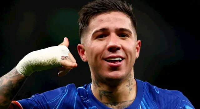 enzo fernández teeth in 2024