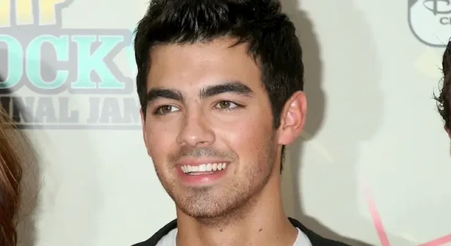 joe jonas teeth in 2010 joe jonas teeth in 2010