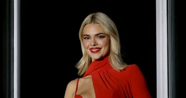 kendall jenner teeth in 2024 kendall jenner teeth in 2024