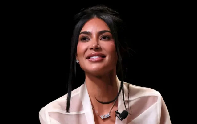 kim kardashian teeth in 2023 kim kardashian teeth in 2023