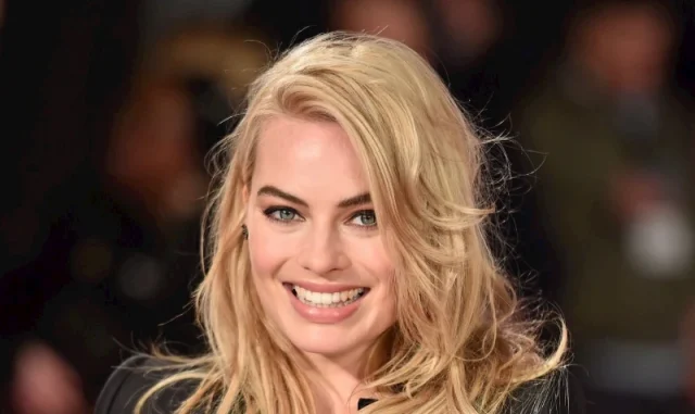 margot robbie teeth in 2015 margot robbie teeth in 2015