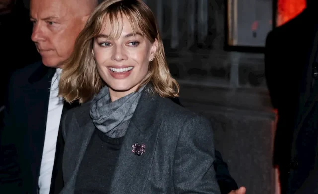 margot robbie teeth in 2026 margot robbie teeth in 2026