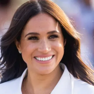 Meghan Markle Teeth Before and After: The Royal Upgrade meghan markle hollywood smile