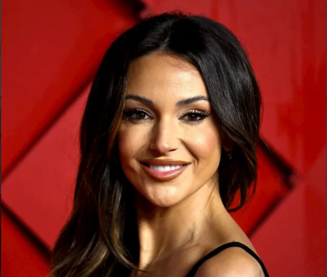 michelle keegan teeth in 2023