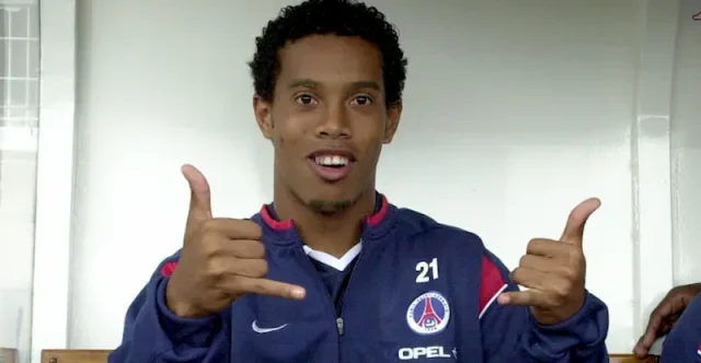 ronaldinho teeth in 2000 ronaldinho teeth in 2000