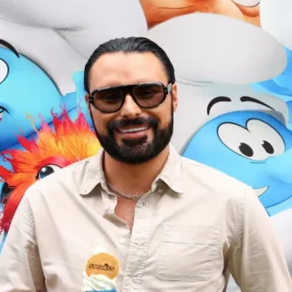 rylan clark hollywood smile