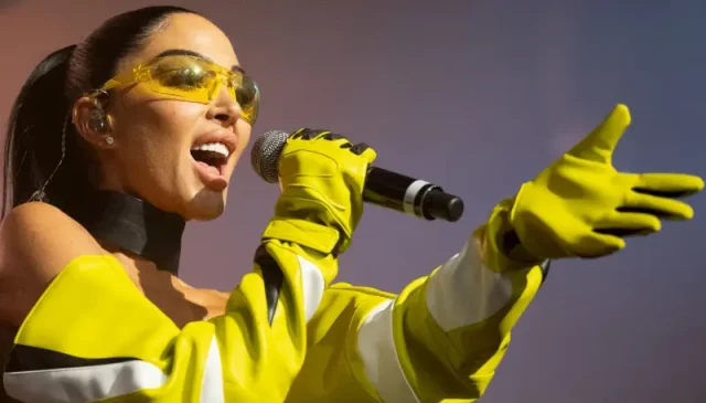 tulisa contostavlos teeth in 2026