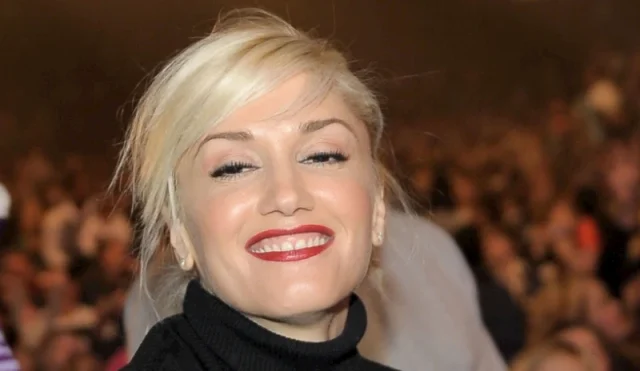 gwen stefani teeth in 2010