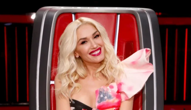 gwen stefani teeth in 2020