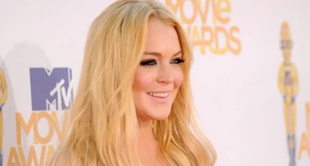 lindsay lohan teeth in 2010
